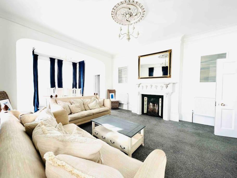 Flat 4 Marine Parade House, 1 East Cliff- Next To Dover Port, White Cliffs, Beach, Castle Exterior foto