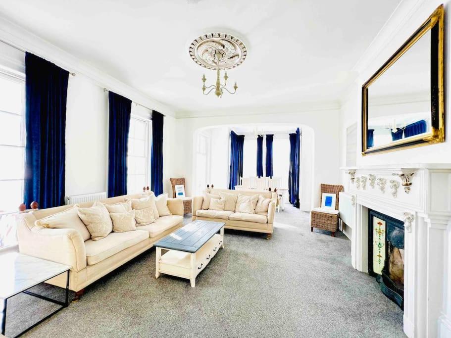 Flat 4 Marine Parade House, 1 East Cliff- Next To Dover Port, White Cliffs, Beach, Castle Exterior foto