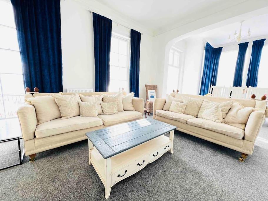 Flat 4 Marine Parade House, 1 East Cliff- Next To Dover Port, White Cliffs, Beach, Castle Exterior foto